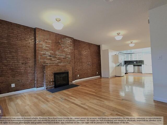 Studio at 119 Bank Street
