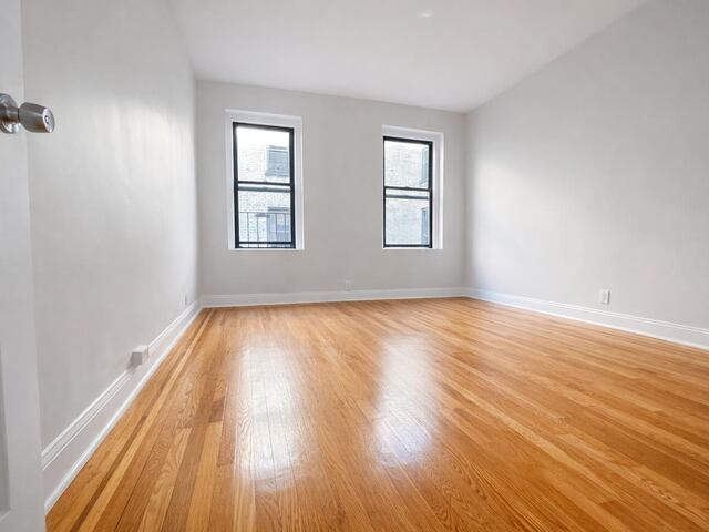 1-Bedroom at 106 Fort Washington Avenue