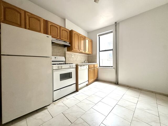 3-Bedroom at 112 Haven Avenue