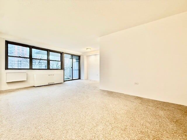 1-Bedroom at Lafayette Boynton: 875 Boynton Ave