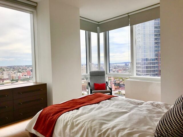 1-Bedroom at 66 Rockwell Place