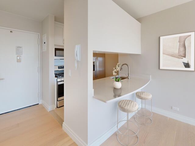 1-Bedroom at Normandie Court: 225 East 95th