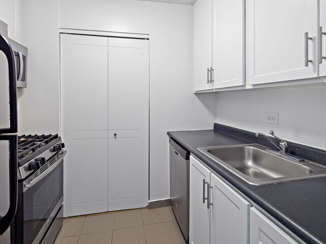 Studio at Newport: Parkside East