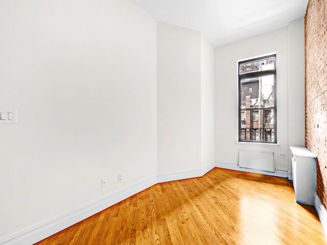 1-Bedroom at 37 West 54th Street