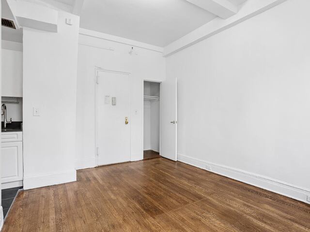 Studio at 19 West 69th Street