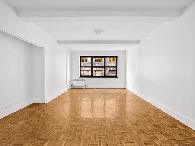 Studio at The Beaux Arts: 307 East 44th