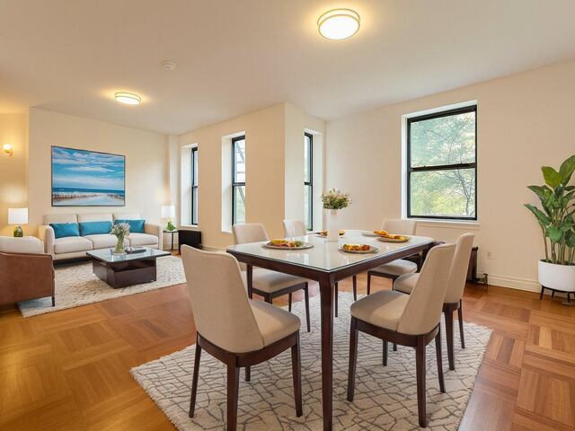 4-Bedroom at The Westbourne : 611 West 137th