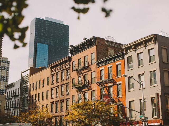 330 West 56th Street in Hell's Kitchen, Manhattan: rentals ...