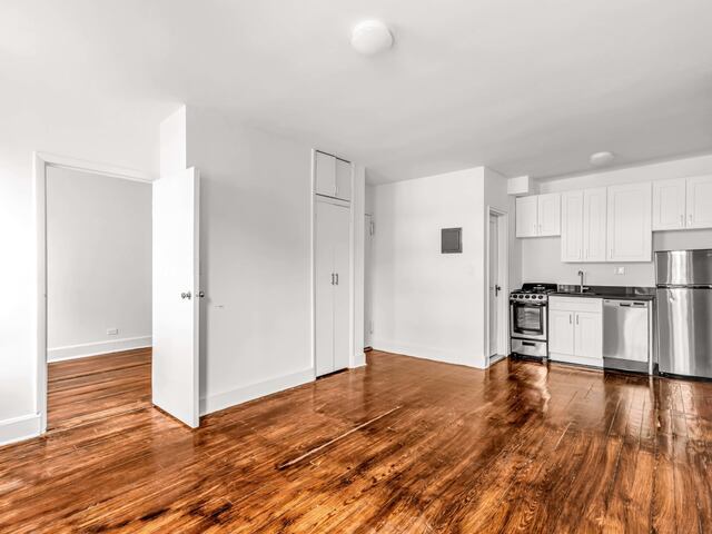 1-Bedroom at 26 Greenwich Avenue
