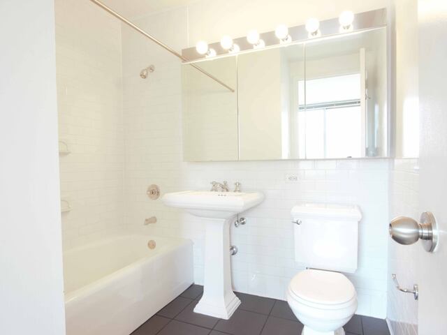 Studio at 101 West End Avenue