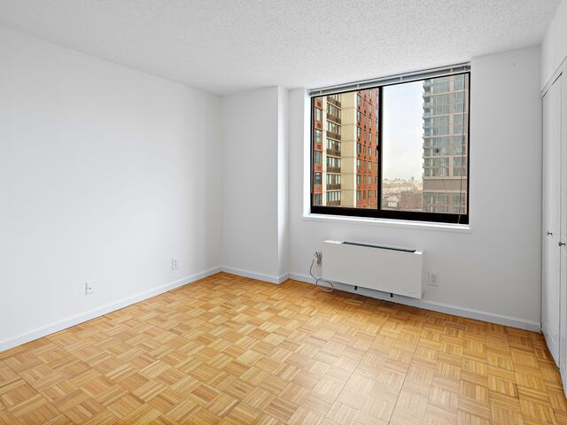 3-Bedroom at Newport: Parkside East