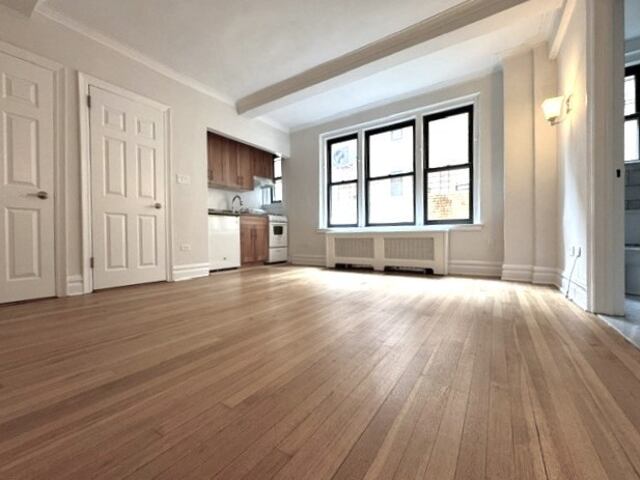 Studio at 404 East 55th Street