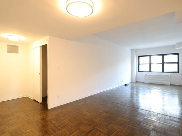 1-Bedroom at Lexington Towers