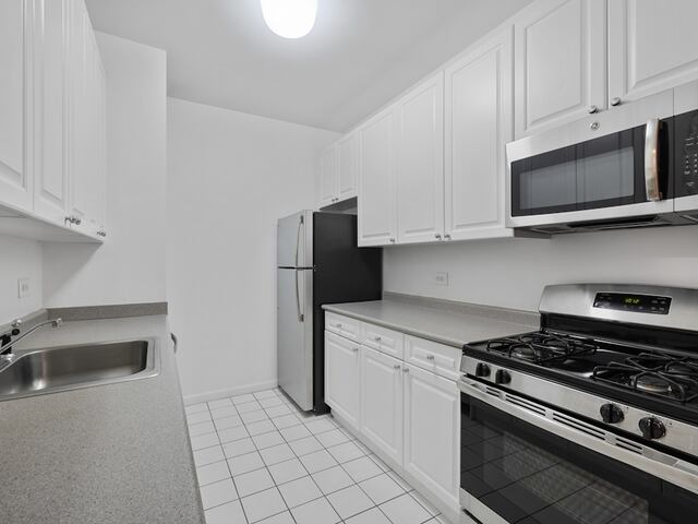 1-Bedroom at Post Towers