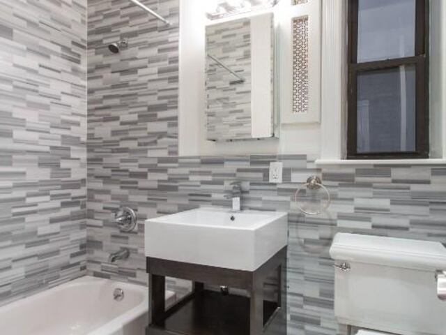 2-Bedroom at 325 East 5th Street