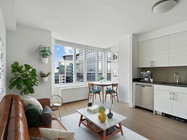 Studio at 1 North 4th Place