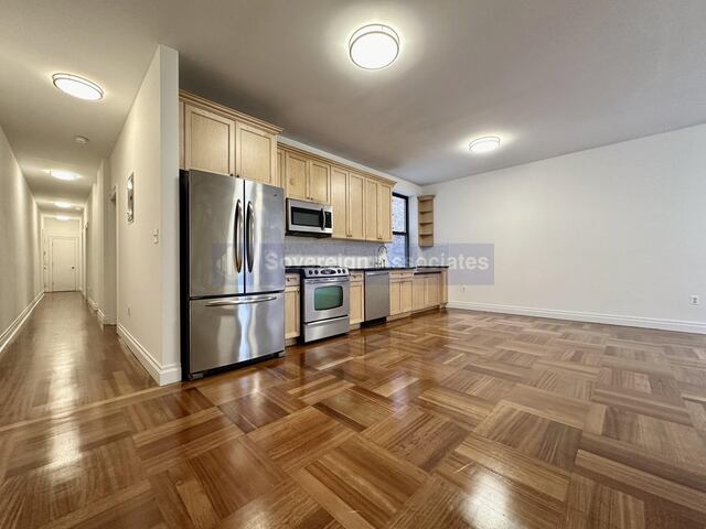 3-Bedroom at The Westbourne : 609 West 137th