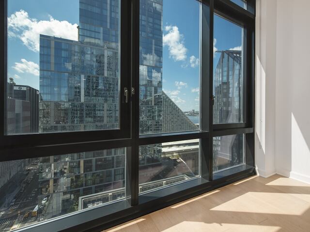 Studio at 21 West End Avenue