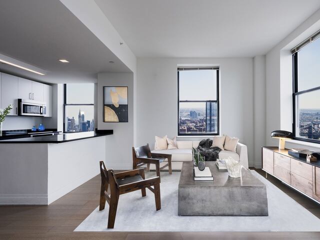 2-Bedroom at 70 Pine Street