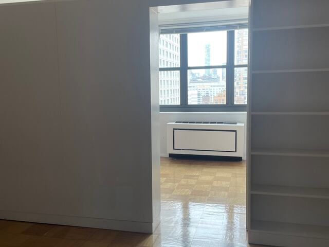 1-Bedroom at Wellesley