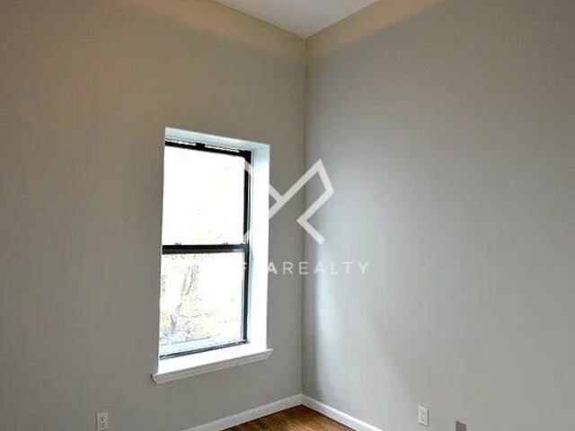 2-Bedroom at 183 Graham Avenue