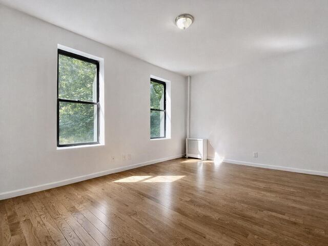 1-Bedroom at 44 Bennett Avenue