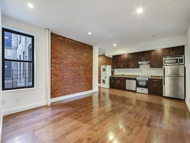 5-Bedroom at 285 St. Nicholas Avenue