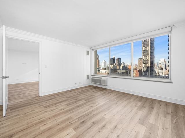 1-Bedroom at Sutton Court