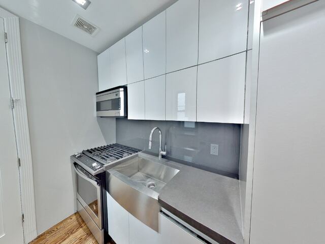 4-Bedroom at 334 East 100th Street