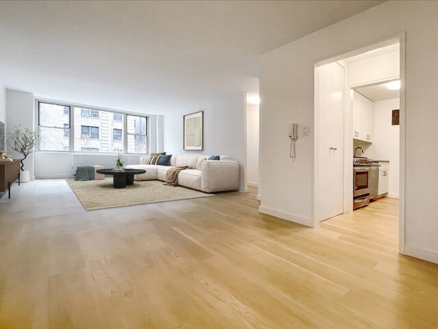 1-Bedroom at Murray Hill Manor