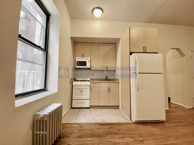 1-Bedroom at 12 Pinehurst Avenue