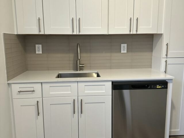 3-Bedroom at Parker Towers: 104-40 Queens Blvd
