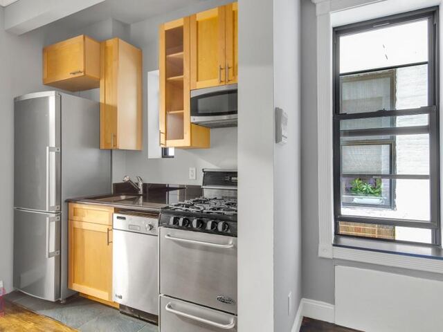 1-Bedroom at 209 East 25th Street