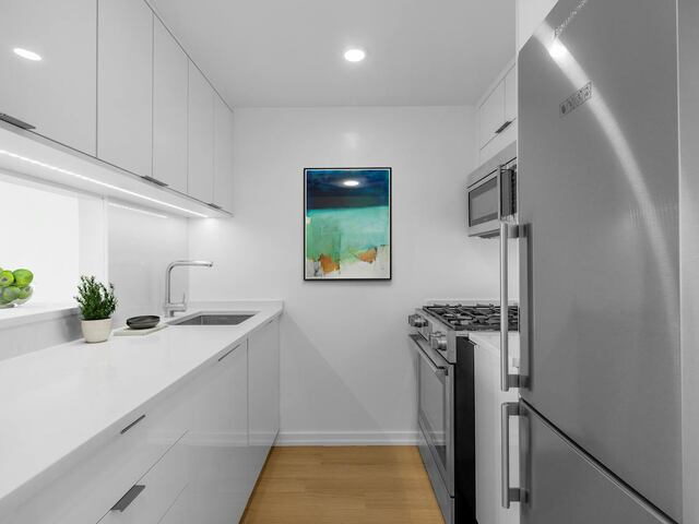 Studio at South Park Tower