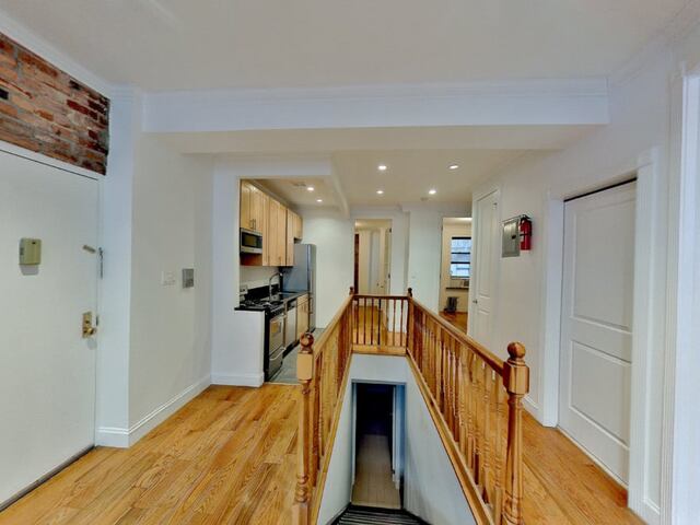 6-Bedroom at 338 East 100th Street