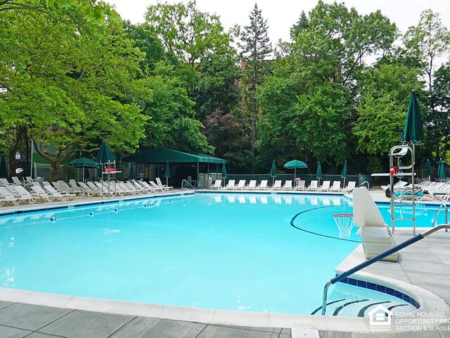 1-Bedroom at Briar Hill