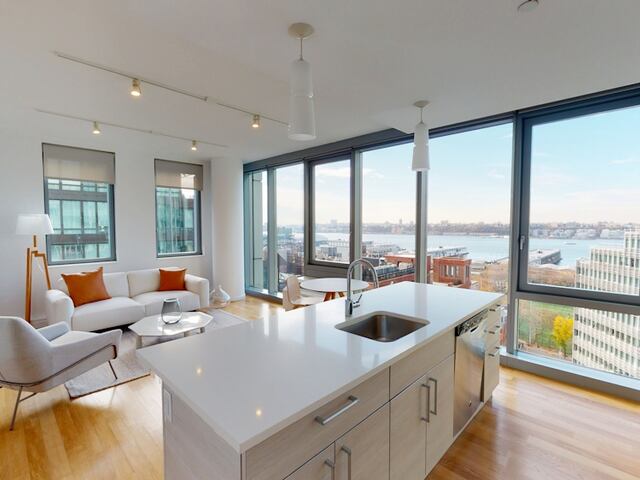 2-Bedroom at Mercedes House