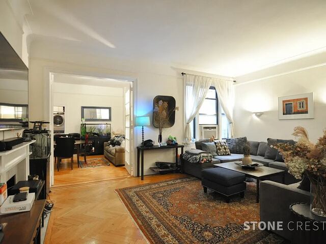 3-Bedroom at 305 Riverside Drive