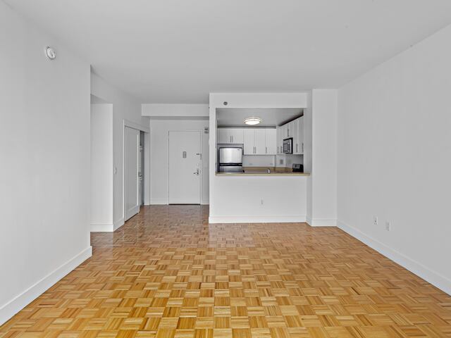 2-Bedroom at Newport: Aquablu