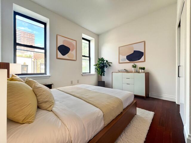 2-Bedroom at The Westbourne : 609 West 137th