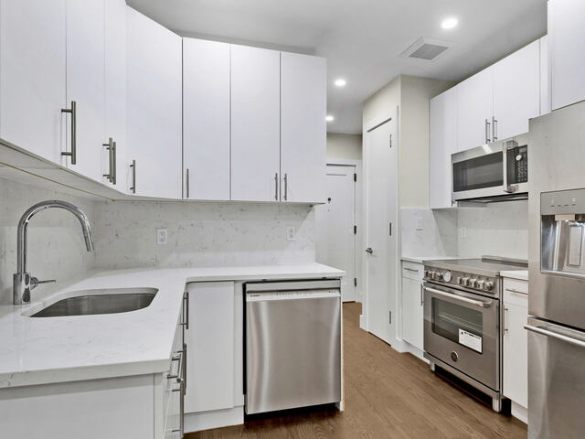 3-Bedroom at 226 East 70th Street