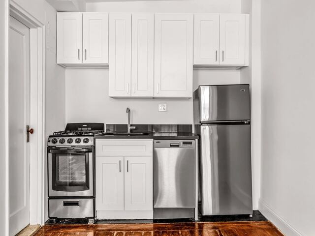 1-Bedroom at 26 Greenwich Avenue