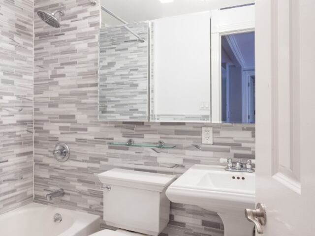 2-Bedroom at 218 Avenue A