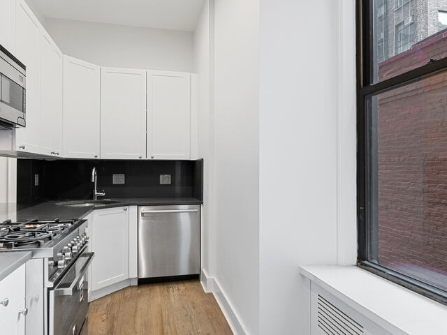 3-Bedroom at 121 Madison Avenue