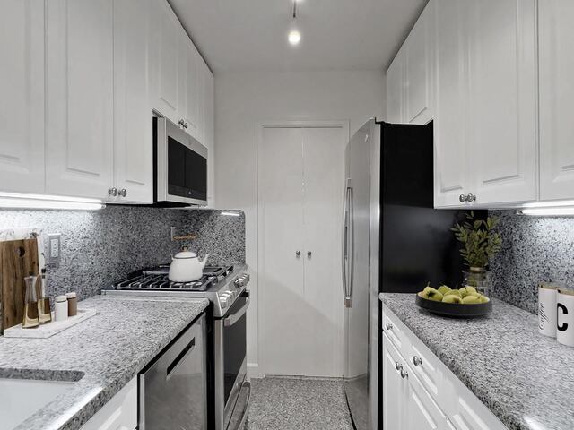 1-Bedroom at Briar Hill