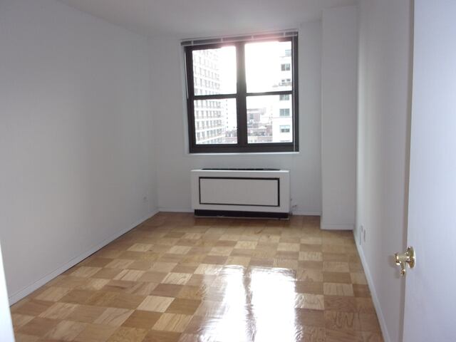 1-Bedroom at Wellesley