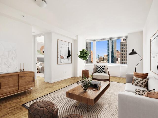 1-Bedroom at Barclay Tower