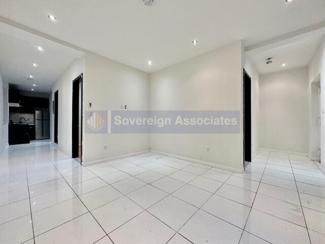 3-Bedroom at 320 Manhattan Avenue