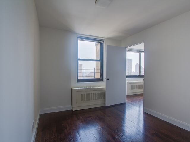 2-Bedroom at The Wimbledon