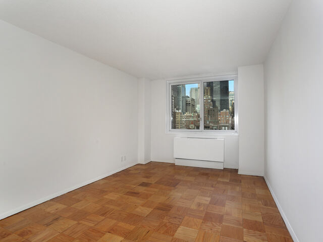 2-Bedroom at The Murray Hill